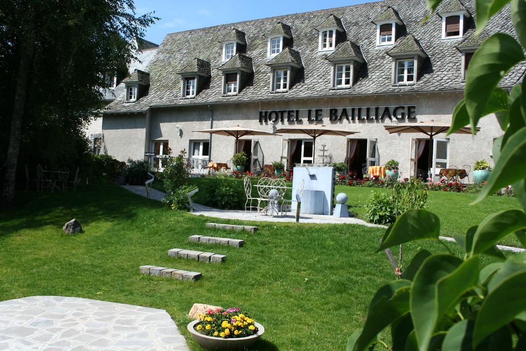 Le Bailliage Hotel & Spa Salers Eksteriør bilde